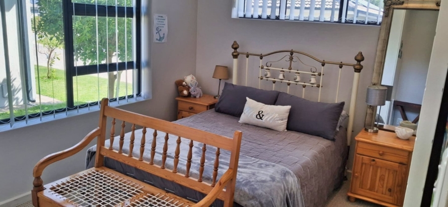 2 Bedroom Property for Sale in Voorbaai Western Cape